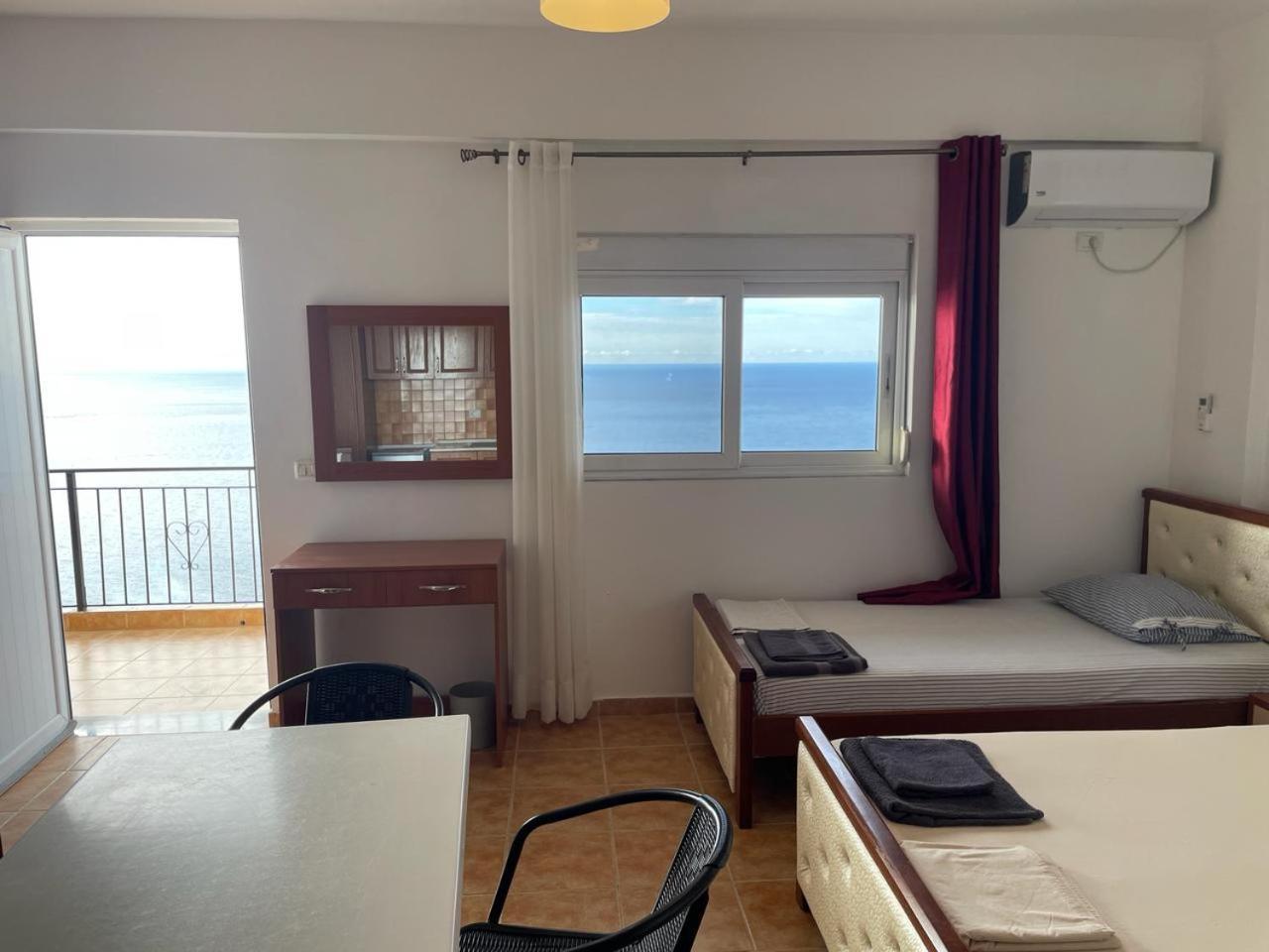 Guesthouse Mateo Dhërmi Δωμάτιο φωτογραφία