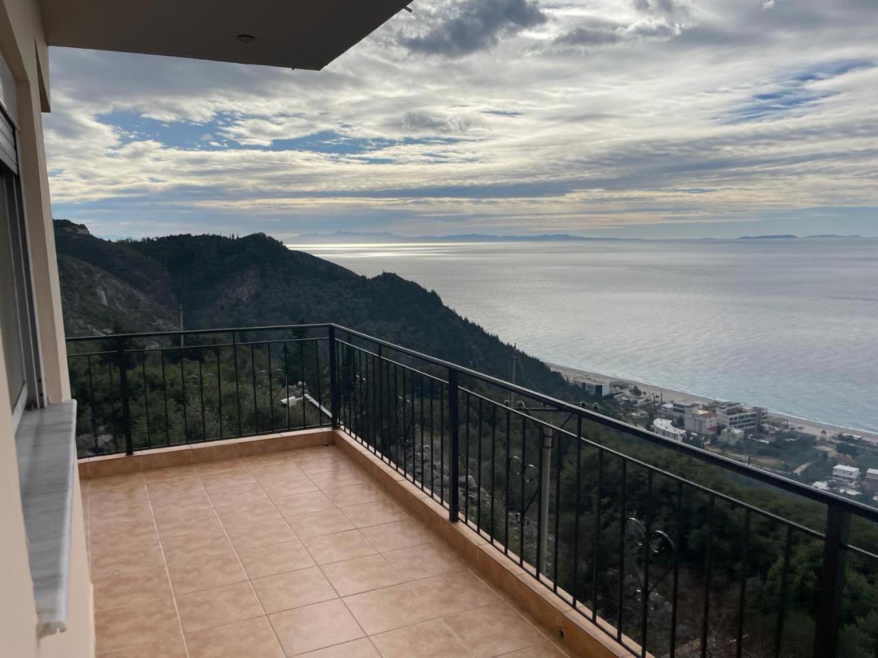Guesthouse Mateo Dhërmi Εξωτερικό φωτογραφία