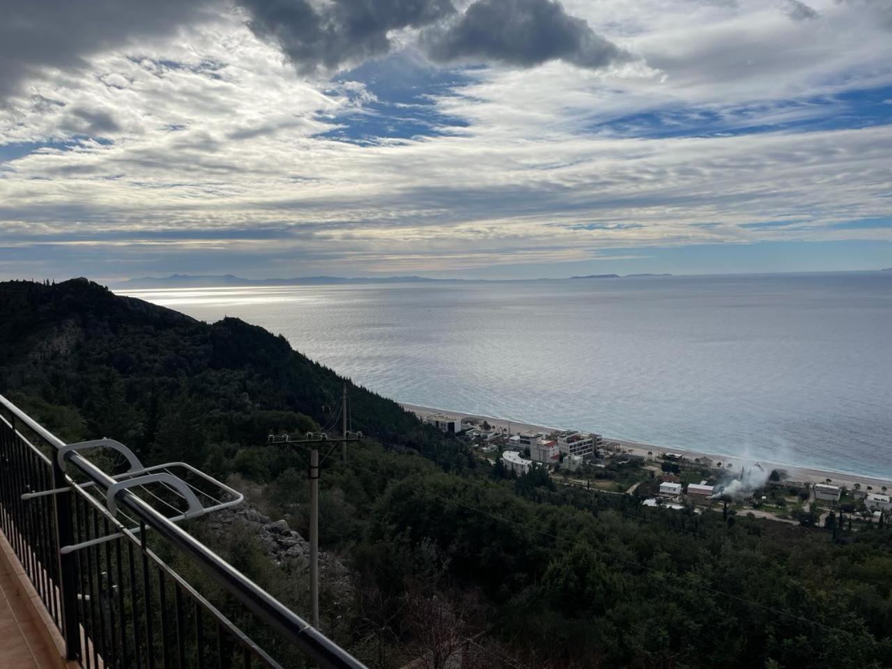 Guesthouse Mateo Dhërmi Εξωτερικό φωτογραφία