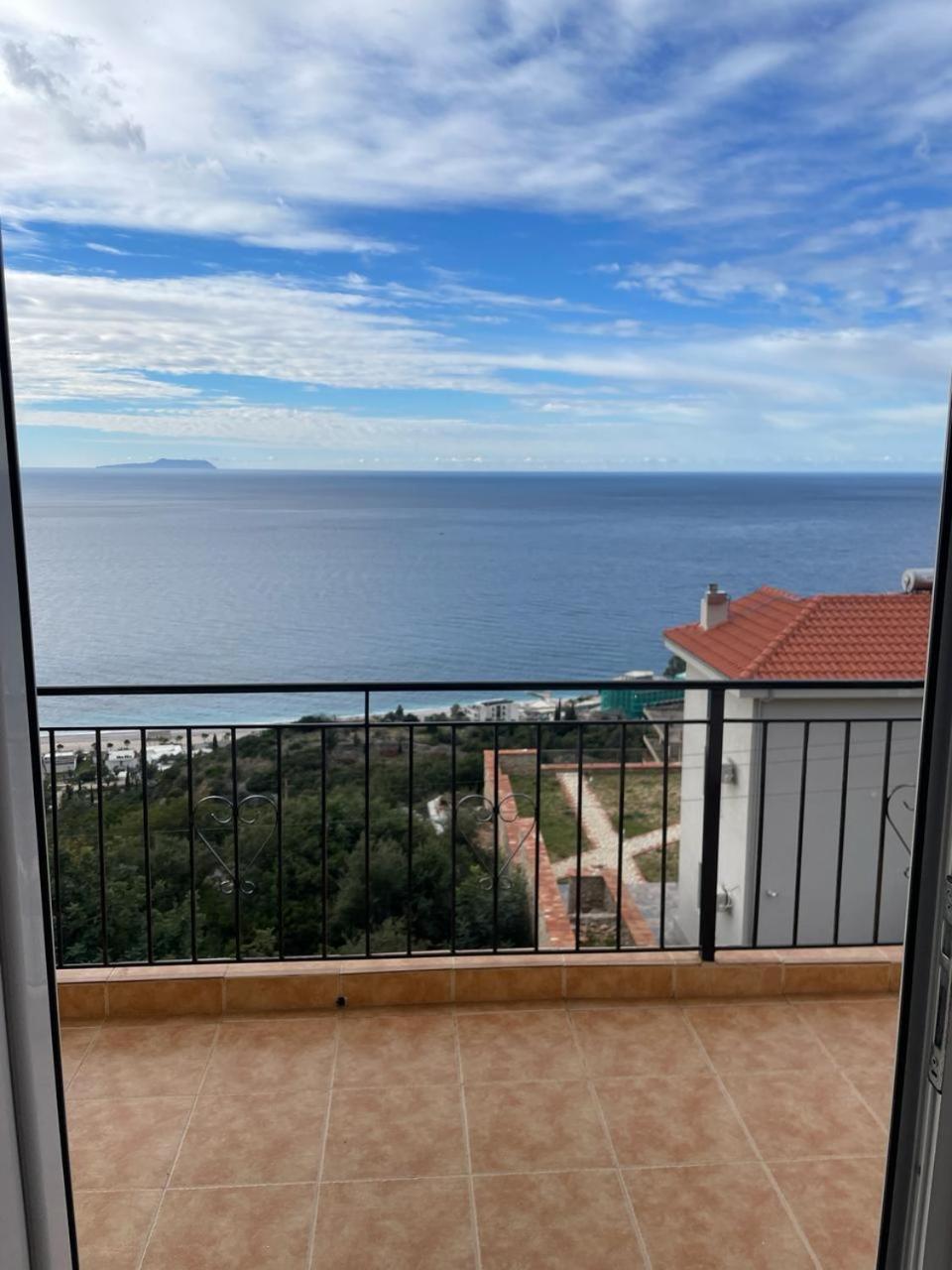 Guesthouse Mateo Dhërmi Εξωτερικό φωτογραφία