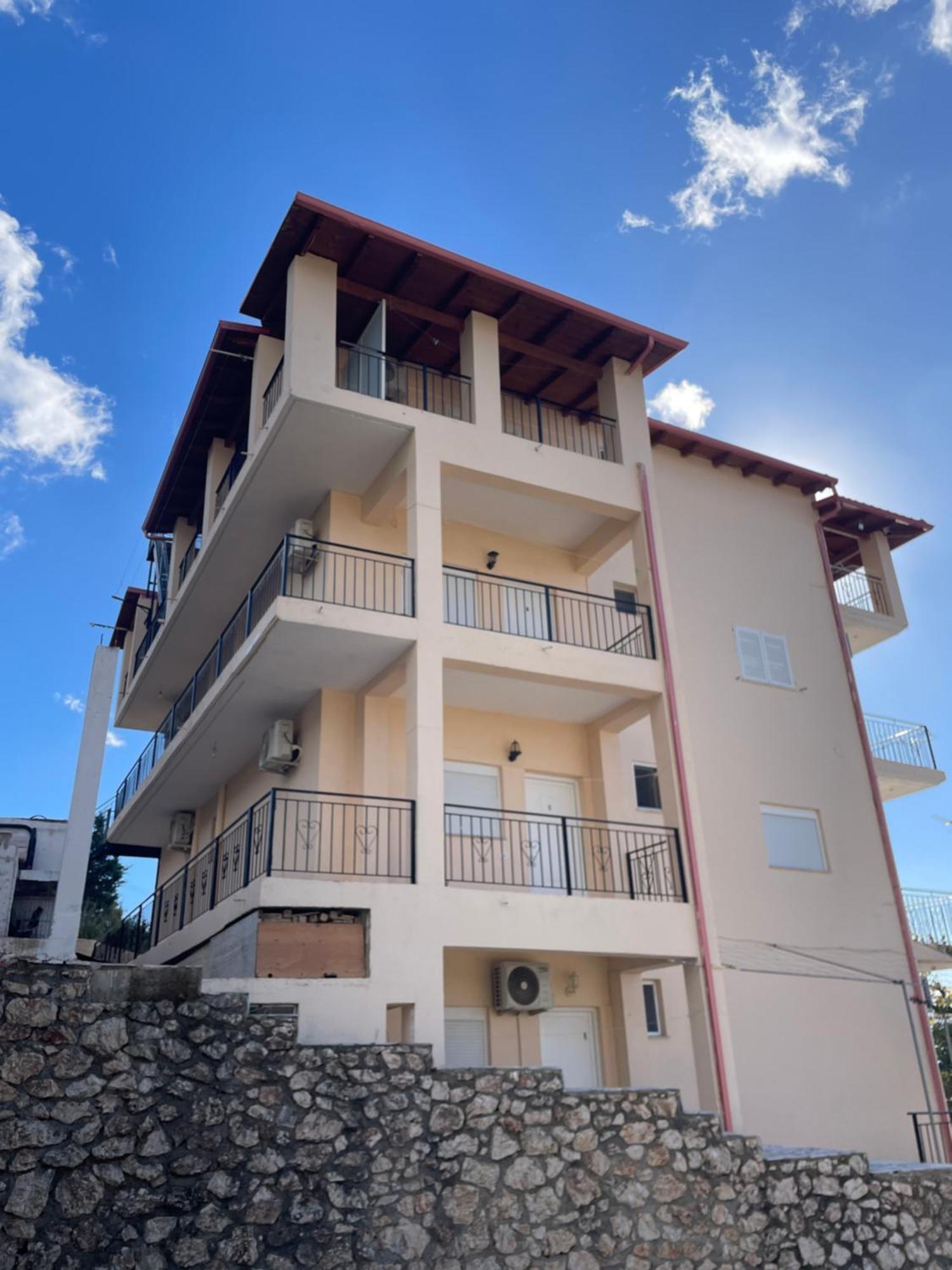 Guesthouse Mateo Dhërmi Εξωτερικό φωτογραφία