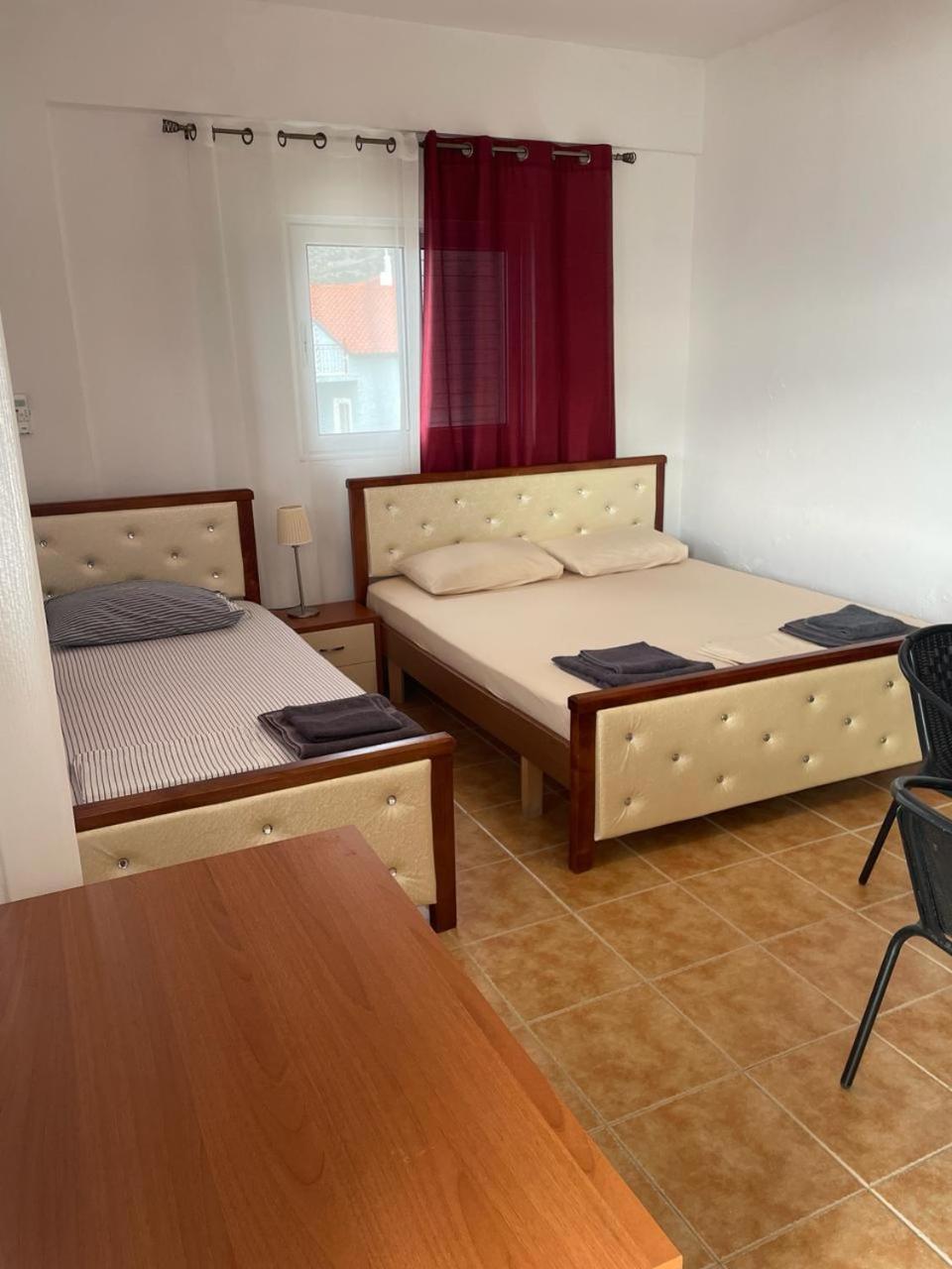 Guesthouse Mateo Dhërmi Δωμάτιο φωτογραφία
